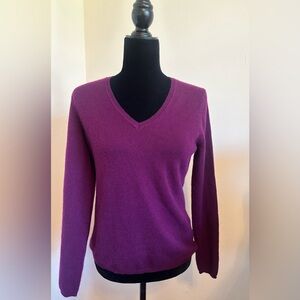 Charter Club Luxury Cashmere Sweater Long Sleeve V-Neck Small Magenta